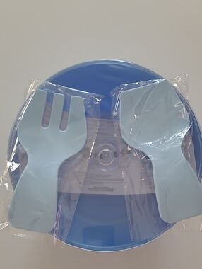 Avon Outdoor Serving Bowl With Chiller And Serving Tongs